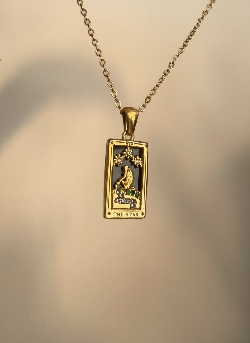 Amuleto Arcano La Estrella – Collar colgante acero inoxidable chapado oro 18K