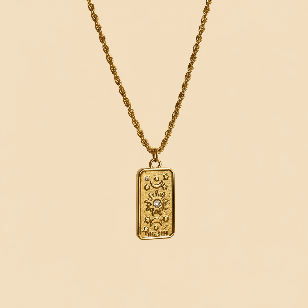 Amuleto Arcano El Sol – Collar colgante acero inoxidable chapado oro 18K